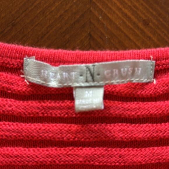 Heart N Crush Woman Size M Cold Shoulder Asymmetrical Sweater Lightweight Tunic - Picture 6 of 10